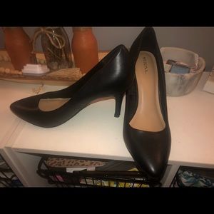 Marona Smooth Black Round Tip High Heels